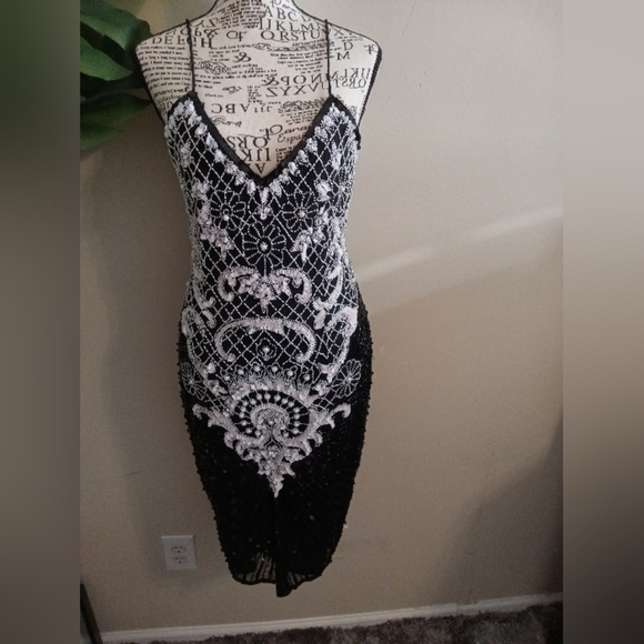 Sweelo Vintage Black & White Lace Beaded Sequin Dress Size M - Picture 1 of 13